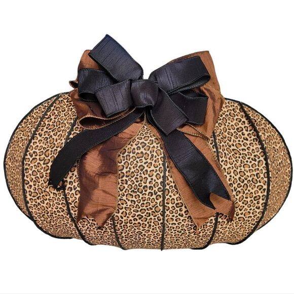 Leopard print pumpkin wreath